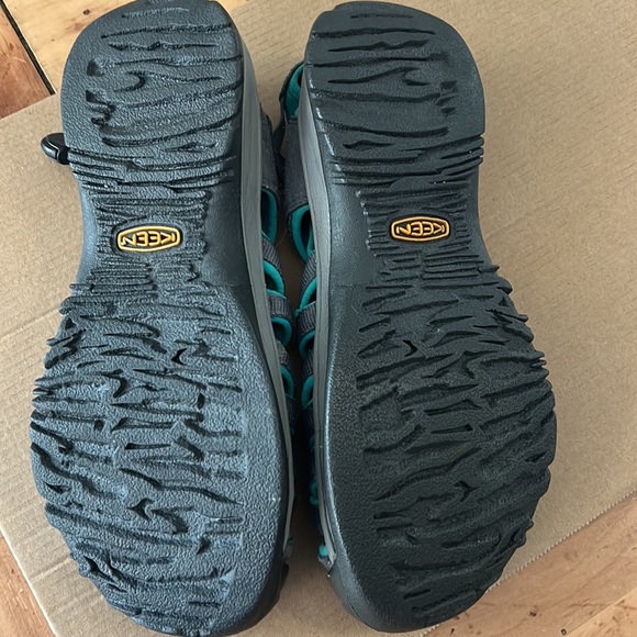 KEEN Whisper Sandal size 7 - Picture 10 of 10